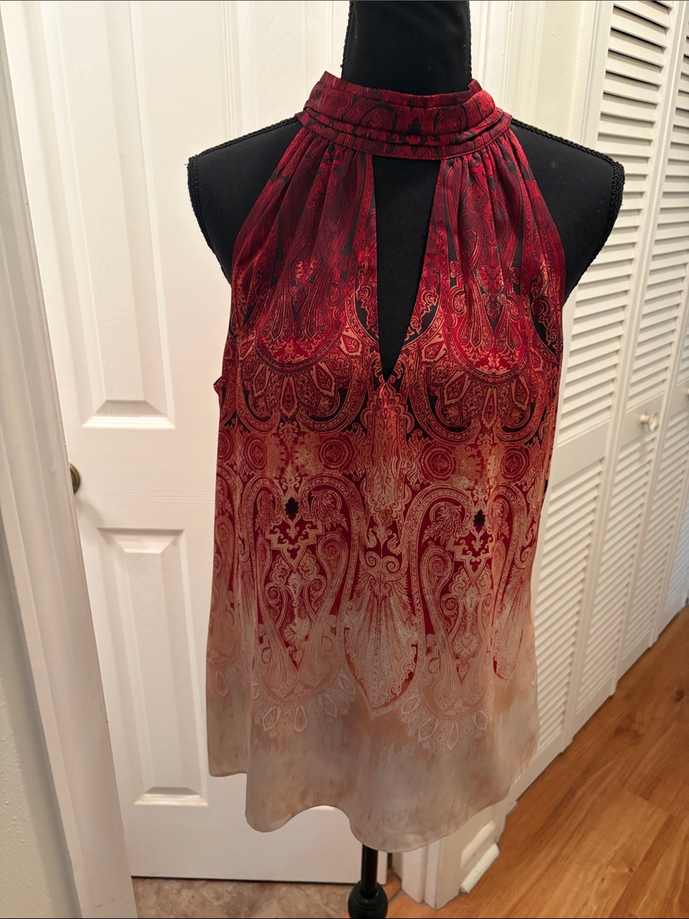White House Black Market Dramatic Paisley Print Halter Neck Ombré Women's Top